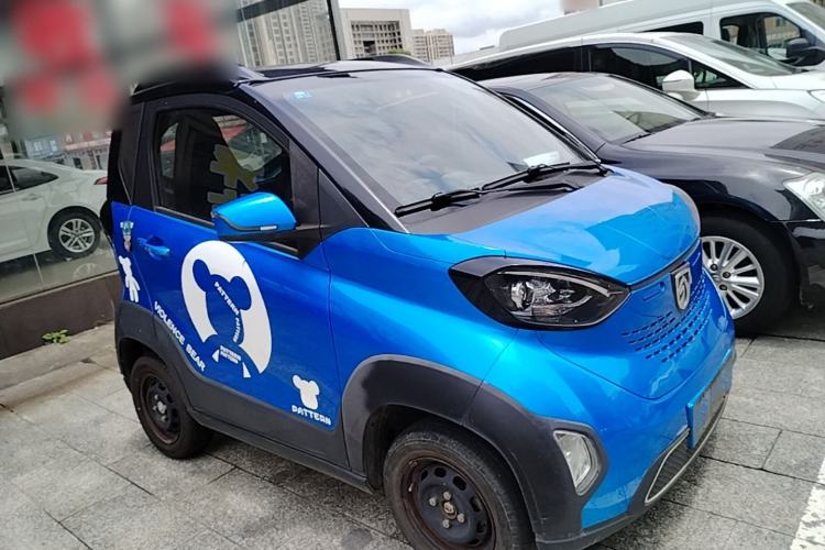 Used Baojun E100 2019 250KM Smart Drive Edition Front Right 45 Deg
