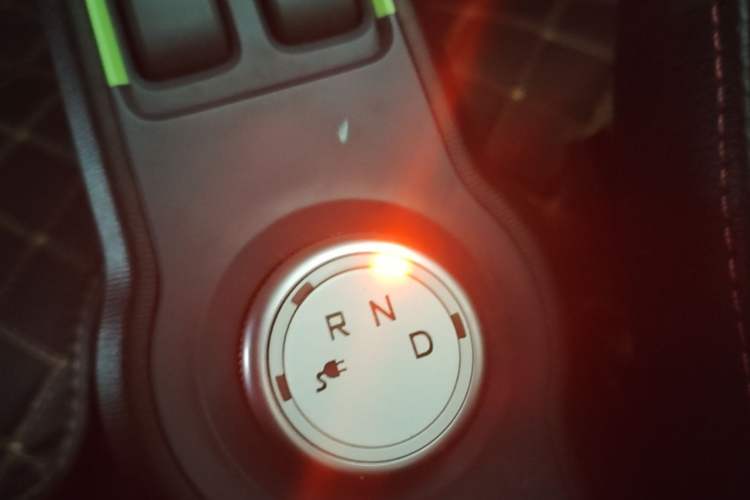 Used Baojun E100 2019 250KM Smart Drive Edition Gear Lever