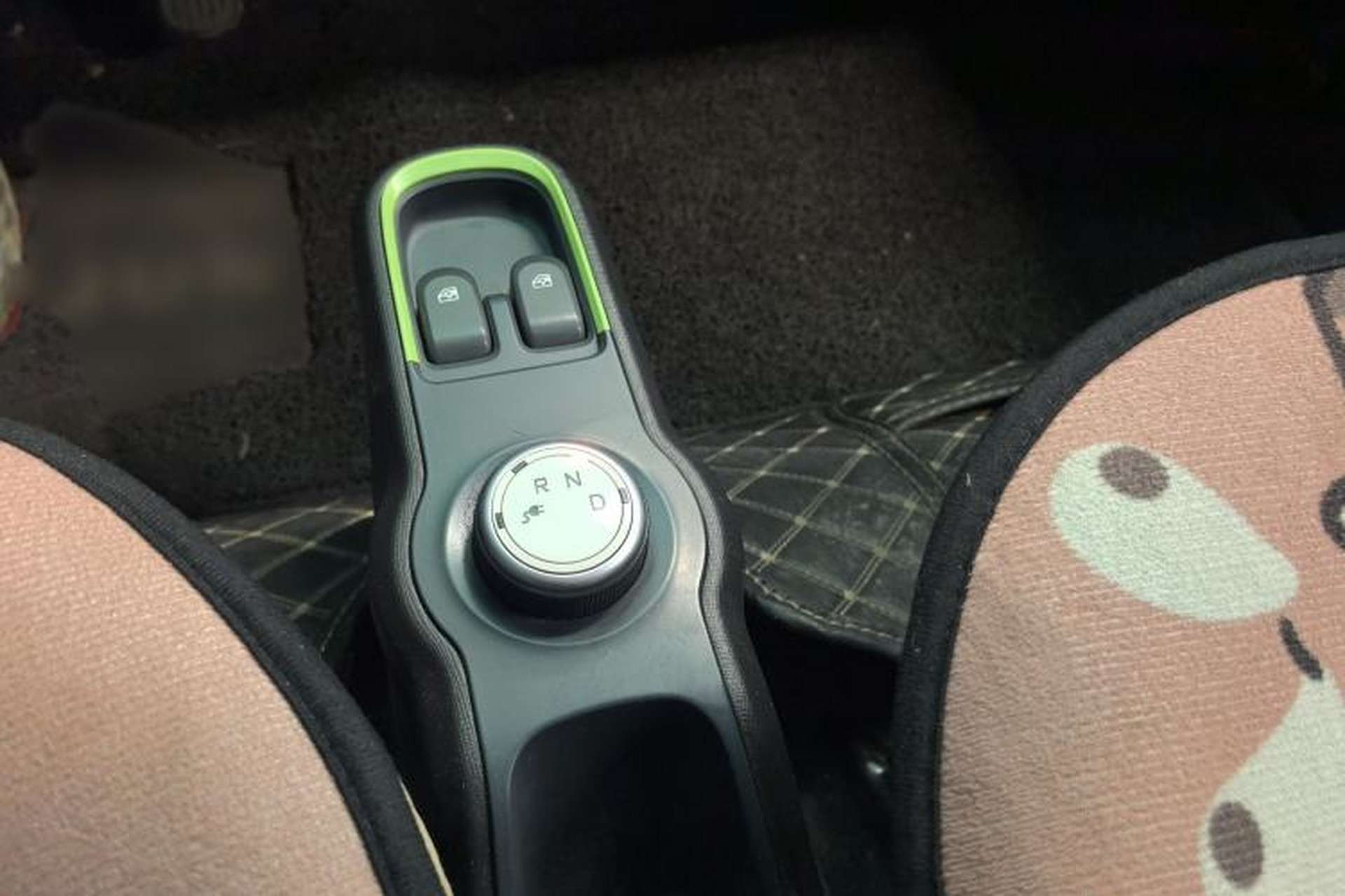 Used Baojun E100 2019 250KM Smart Drive Edition Gear Lever