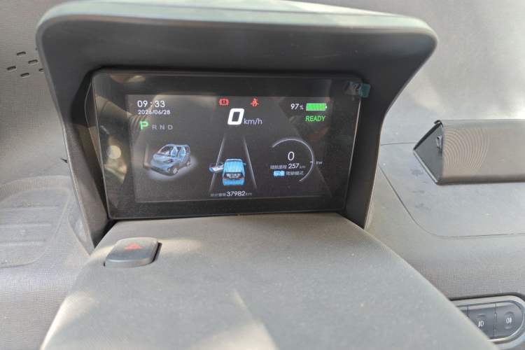 Used Baojun E100 2019 250KM Smart Drive Edition Instrument Cluster