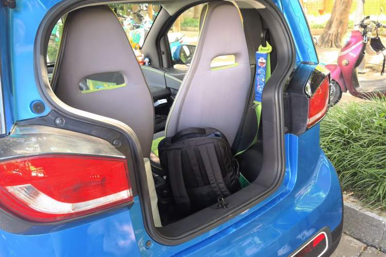 Used Baojun E100 2019 250KM Smart Drive Edition Left Rear Seat