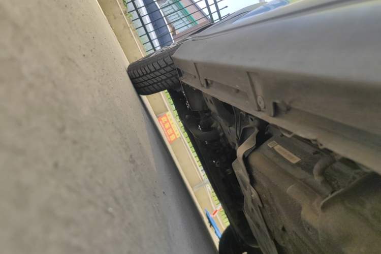 Used Baojun E100 2019 250KM Smart Drive Edition Left Side Sill