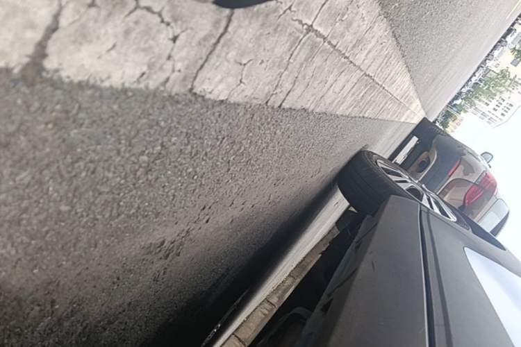 Used Baojun E100 2019 250KM Smart Drive Edition Left Side Sill