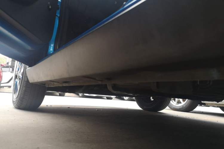 Used Baojun E100 2019 250KM Smart Enjoyment Version Left Side Sill