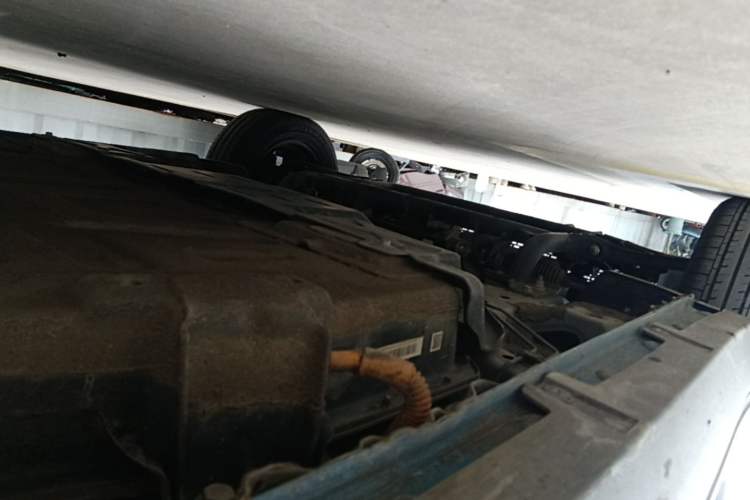 Used Baojun E100 2019 250KM Smart Drive Edition Left Side Sill