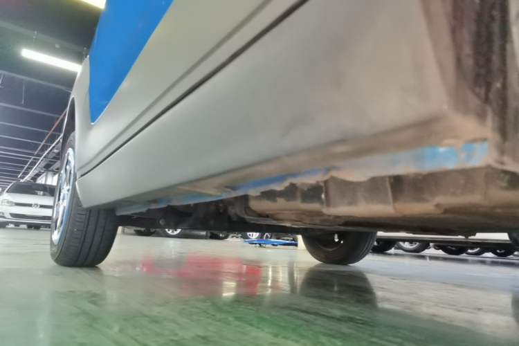 Used Baojun E100 2019 250KM Smart Drive Edition Left Side Sill