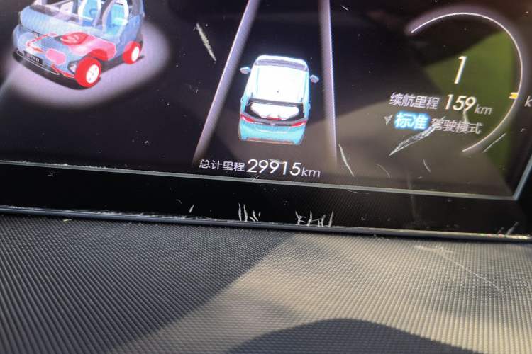 Used Baojun E100 2019 250KM Smart Drive Edition Odometer Close Up