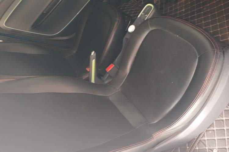 Used Baojun E100 2019 250KM Smart Drive Edition Right Front Seat