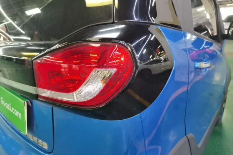 Used Baojun E100 2019 250KM Smart Drive Edition Right Rear Taillight