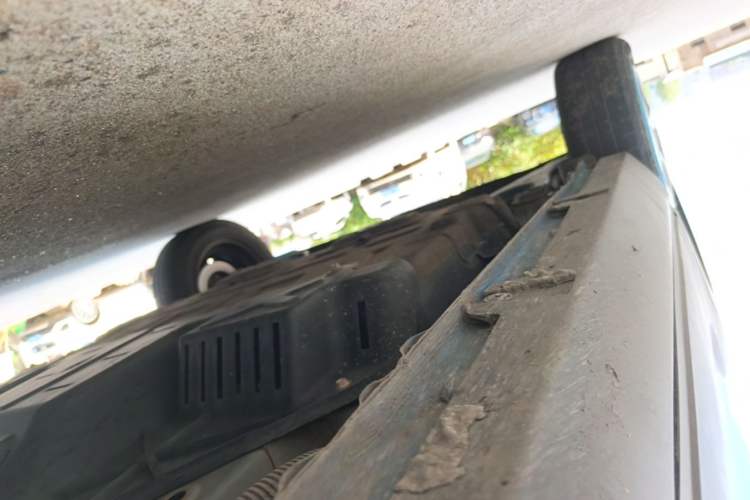 Used Baojun E100 2019 250KM Smart Drive Edition Right Side Sill