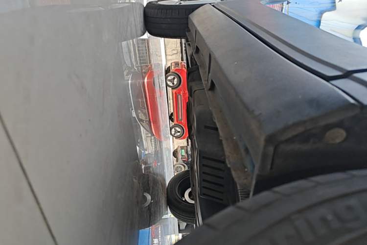 Used Baojun E100 2019 250KM Smart Drive Edition Right Side Sill