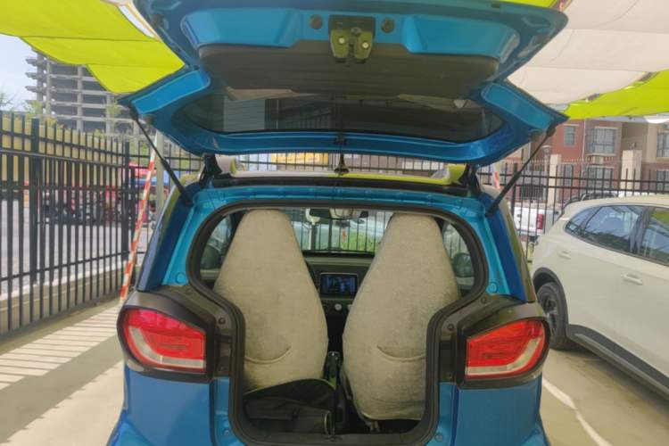 Used Baojun E100 2019 250KM Smart Drive Edition Trunk