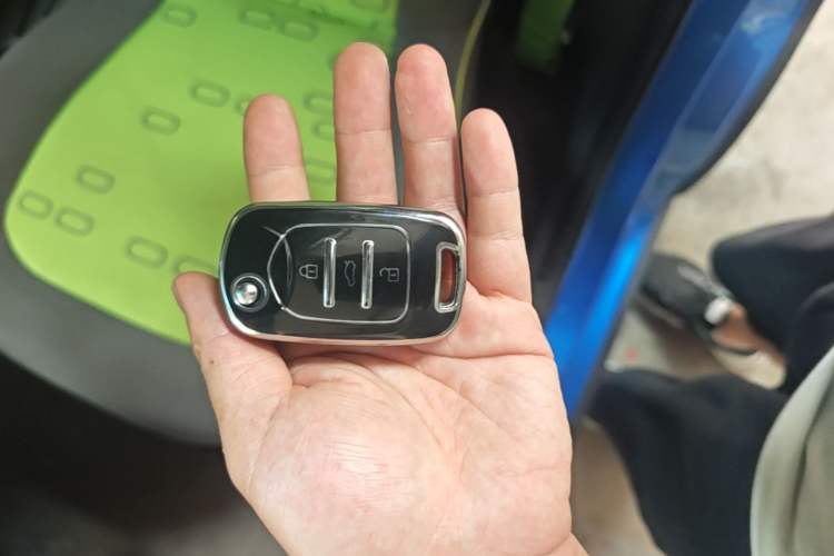 Used Baojun E100 2019 250KM Smart Drive Edition Vehicle Key