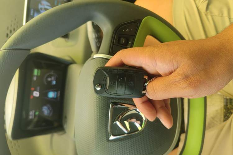 Used Baojun E100 2019 250KM Smart Drive Edition Vehicle Key