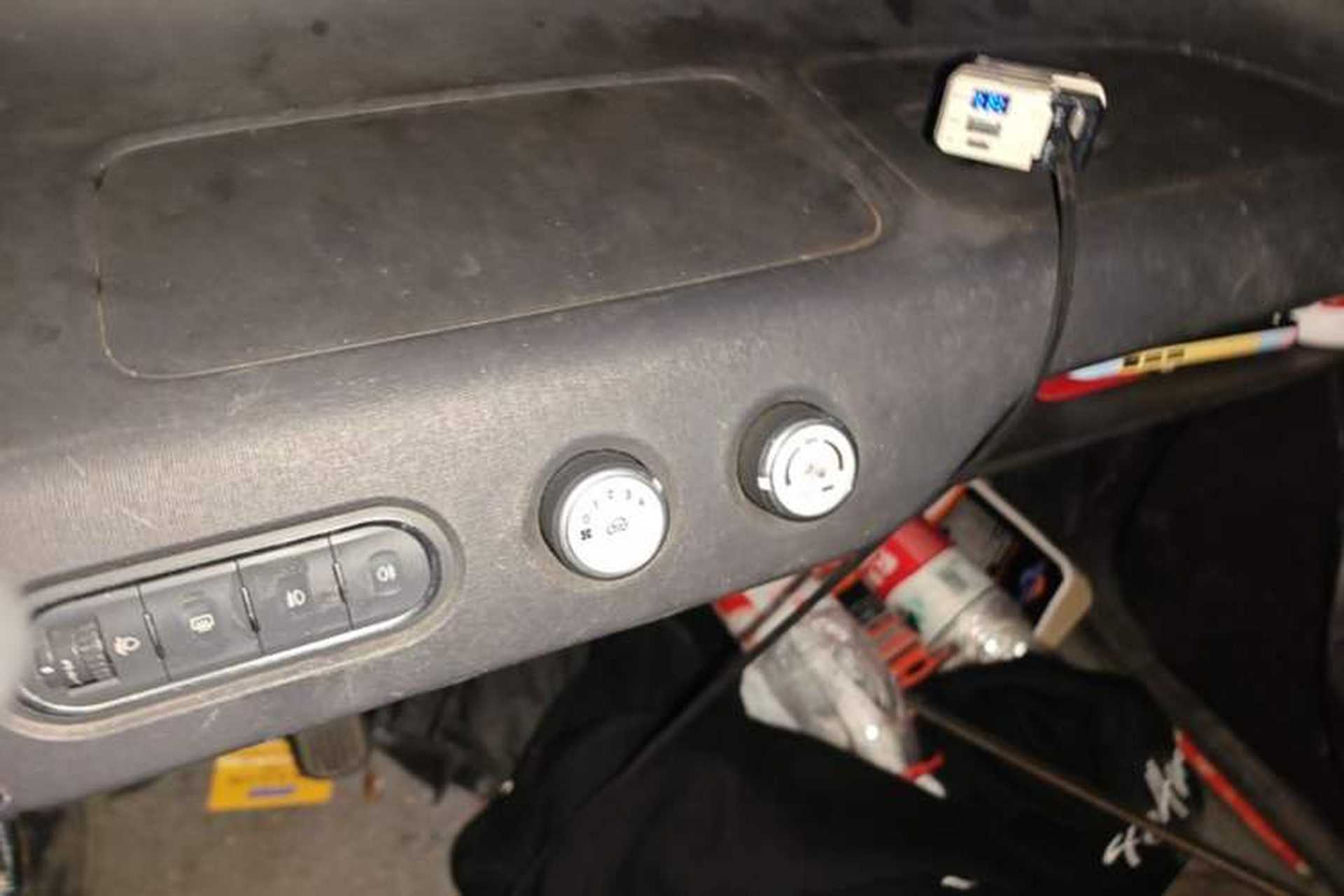 Used Baojun E100 2019 250KM Smart Drive Edition Audio And AC Panel