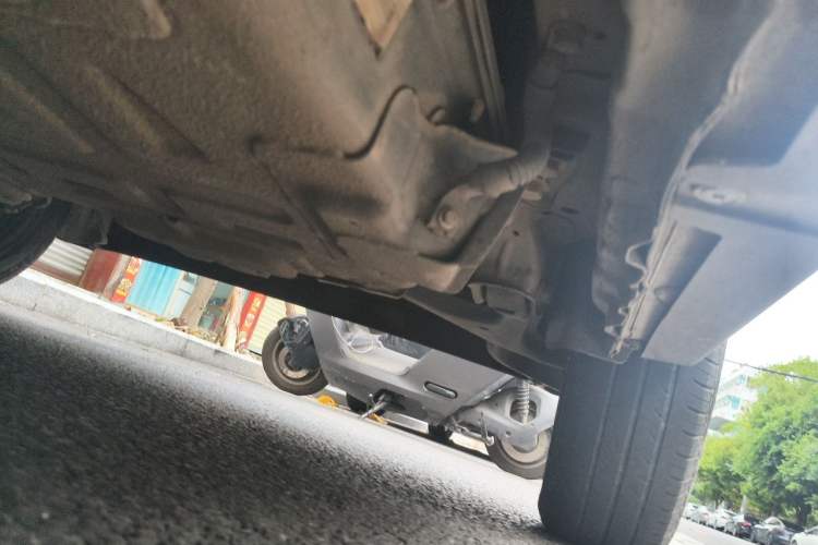 Used Baojun E100 2019 250KM Smart Drive Edition Chassis Rear Left