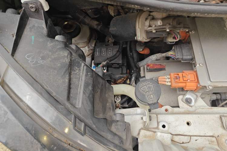 Used Baojun E100 2019 250KM Smart Drive Edition Engine Bay Right