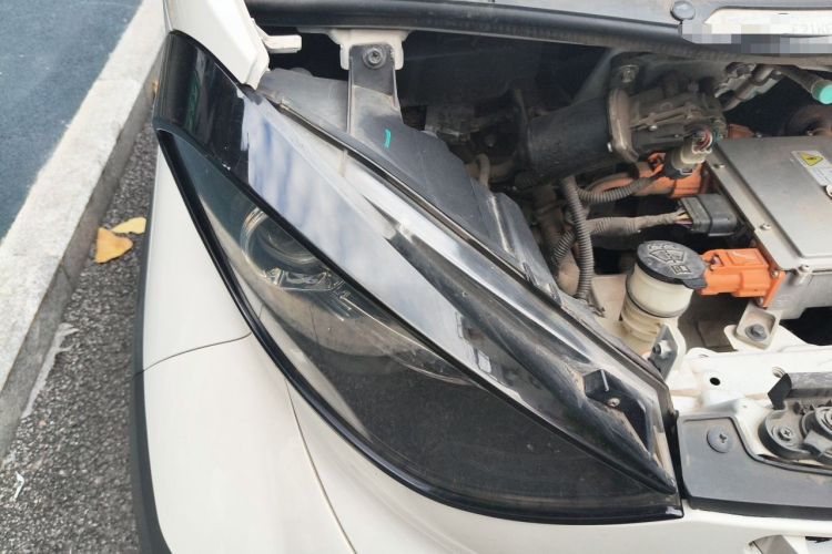 Used Baojun E100 2019 250KM Smart Drive Edition Engine Bay Right