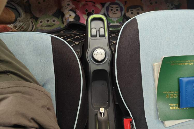 Used Baojun E100 2019 250KM Smart Drive Edition Gear Lever
