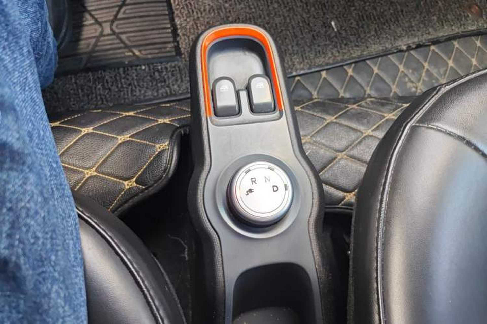 Used Baojun E100 2019 250KM Smart Drive Edition Gear Lever