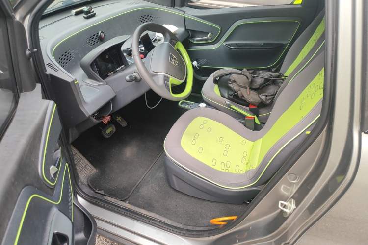 Used Baojun E100 2019 250KM Smart Drive Edition Left Front Seat