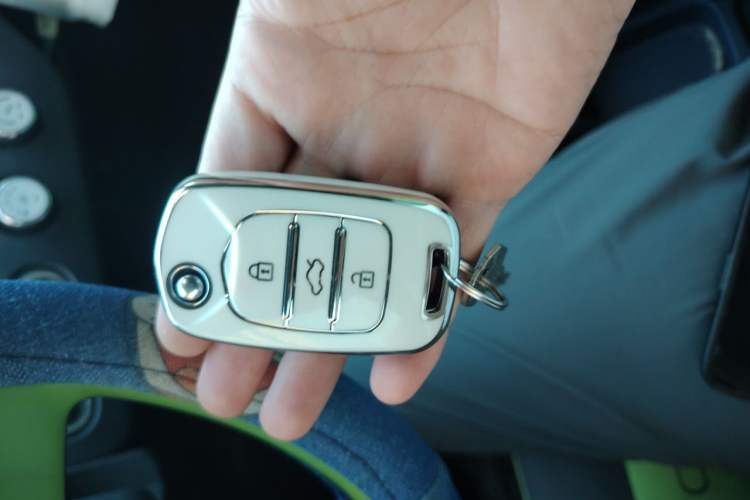 Used Baojun E100 2019 250KM Smart Drive Edition Vehicle Key