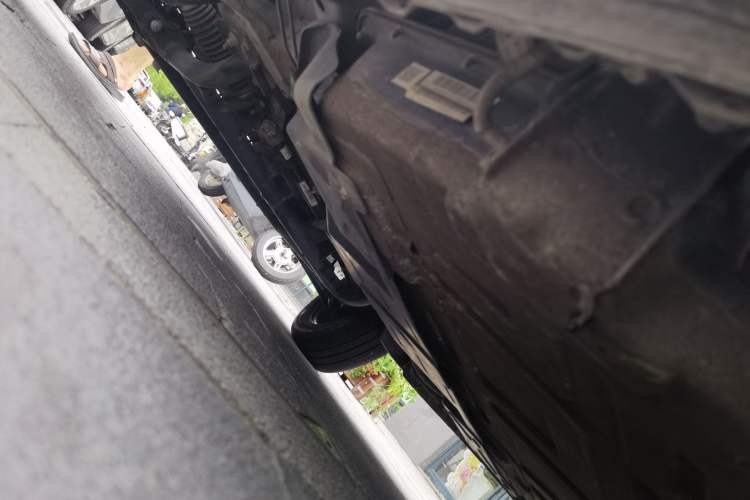 Used Baojun E100 2019 250KM Smart Drive Edition Chassis Rear Left