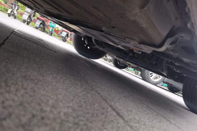 Used Baojun E100 2019 250KM Smart Drive Edition Chassis Rear Right
