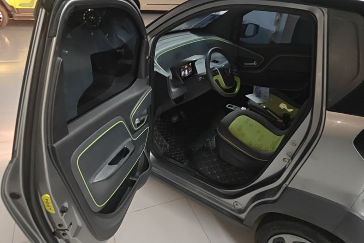 Used Baojun E100 2019 250KM Smart Drive Edition Driver Seat