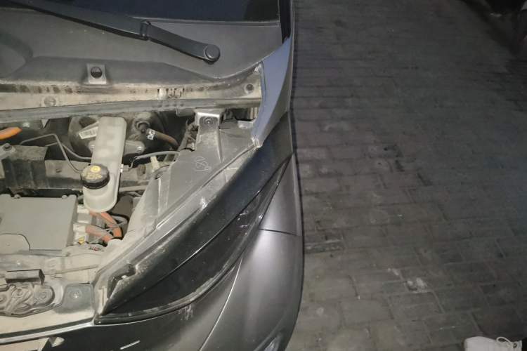 Used Baojun E100 2019 250KM Smart Drive Edition Engine Bay Left