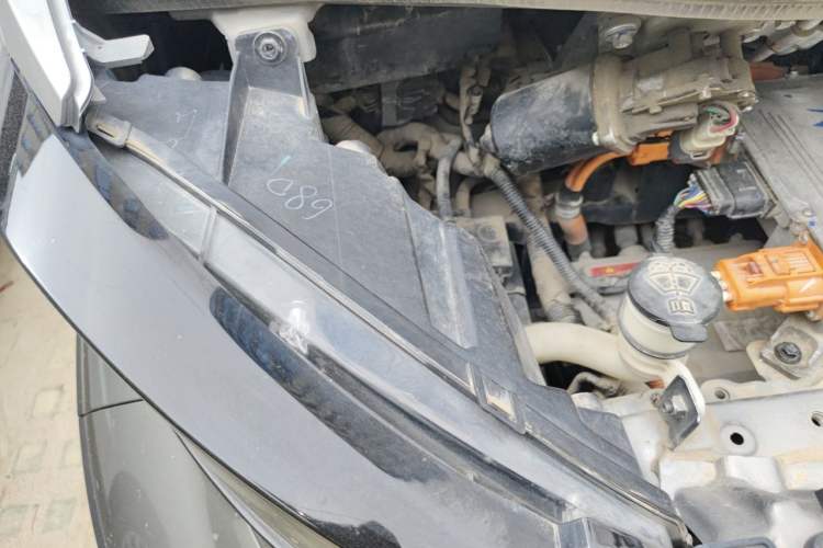 Used Baojun E100 2019 250KM Smart Drive Edition Engine Bay Right