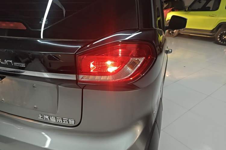 Used Baojun E100 2019 250KM Smart Drive Edition Exterior 3