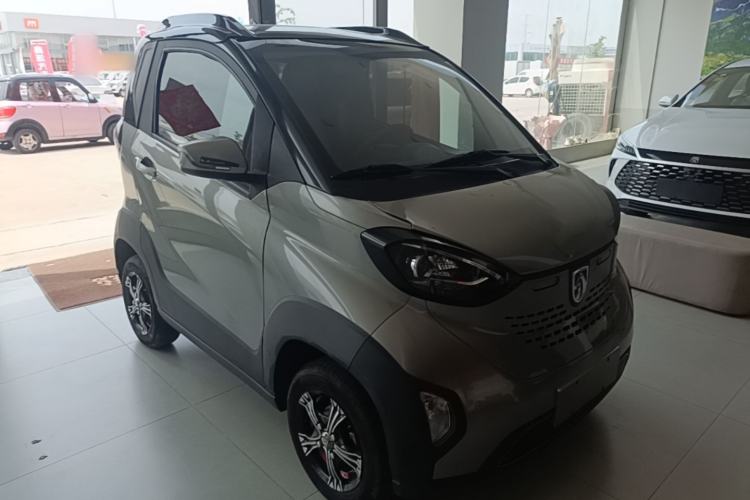 Used Baojun E100 2019 250KM Smart Drive Edition Front Right 45 Deg