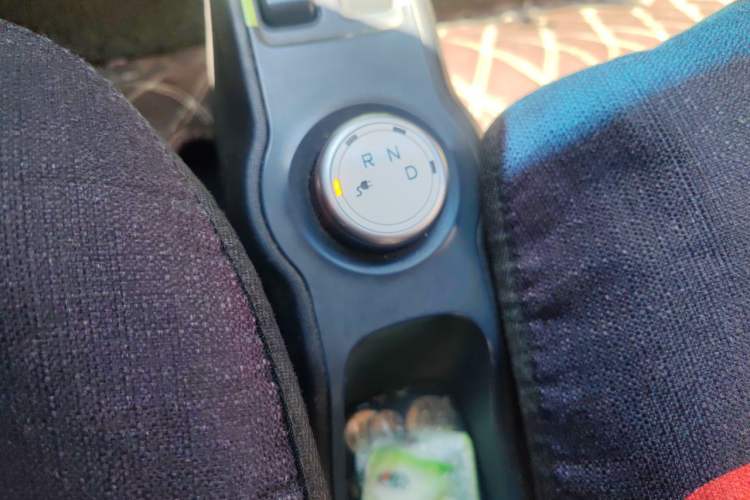 Used Baojun E100 2019 250KM Smart Drive Edition Gear Lever