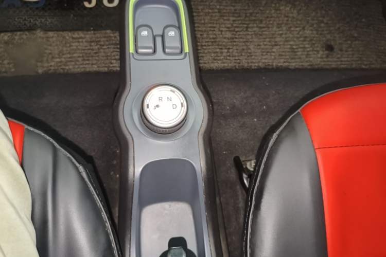 Used Baojun E100 2019 250KM Smart Drive Edition Gear Lever