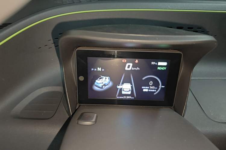 Used Baojun E100 2019 250KM Smart Drive Edition Instrument Cluster