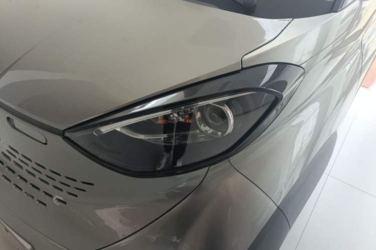 Used Baojun E100 2019 250KM Smart Drive Edition Left Front Headlight