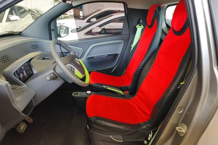 Used Baojun E100 2019 250KM Smart Drive Edition Left Front Seat