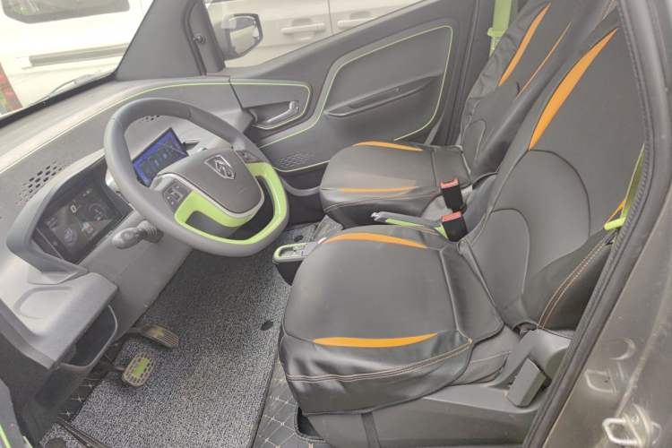 Used Baojun E100 2019 250KM Smart Drive Edition Left Front Seat