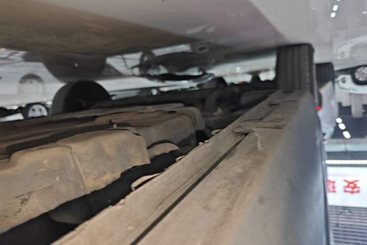 Used Baojun E100 2019 250KM Smart Drive Edition Left Side Sill