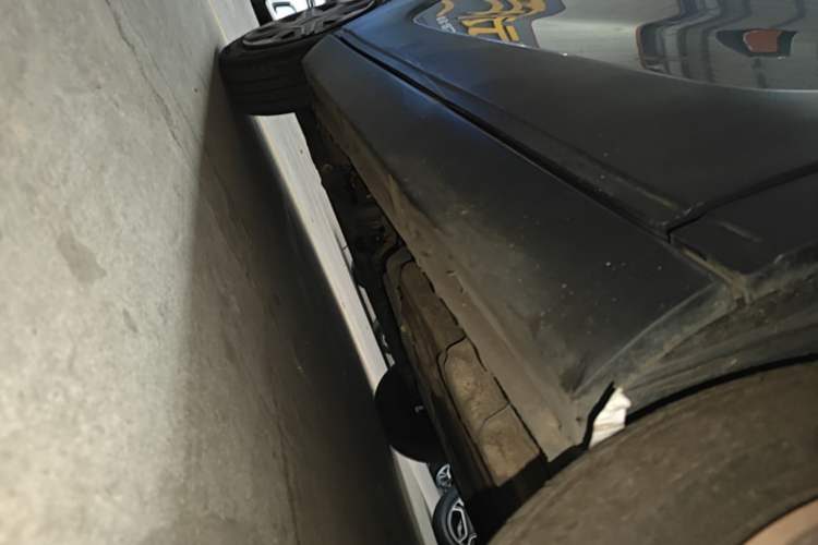 Used Baojun E100 2019 250KM Smart Drive Edition Left Side Sill