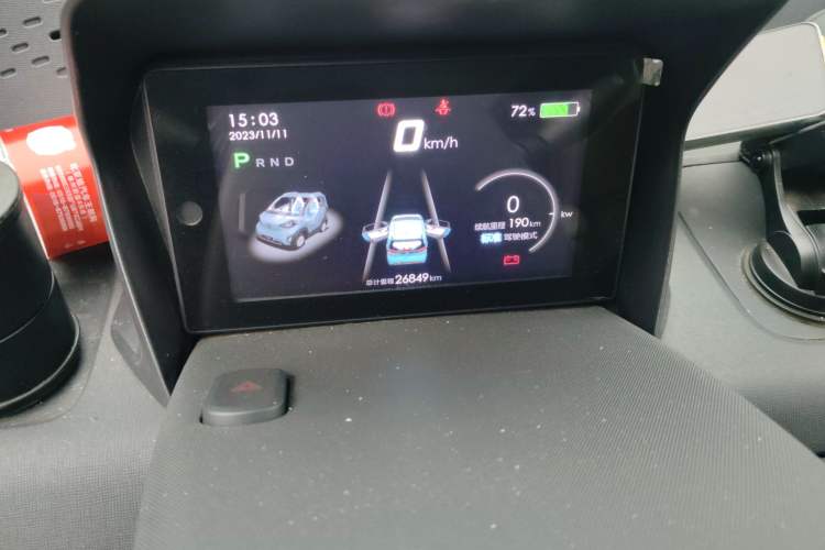 Used Baojun E100 2019 250KM Smart Drive Edition Odometer Close Up