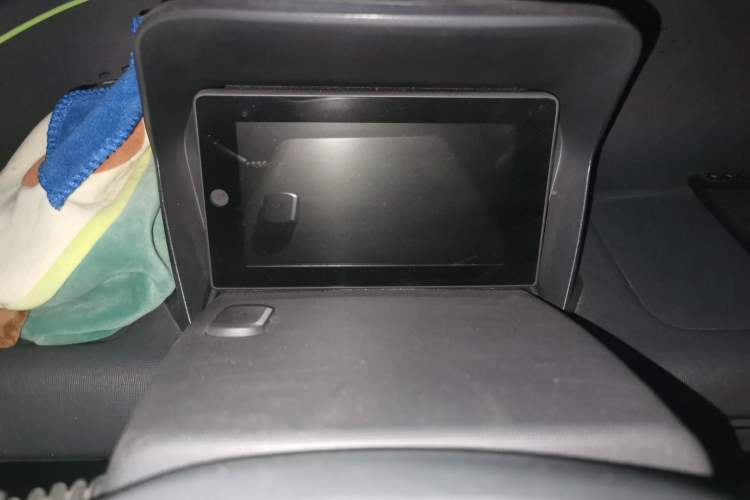 Used Baojun E100 2019 250KM Smart Drive Edition Odometer Close Up