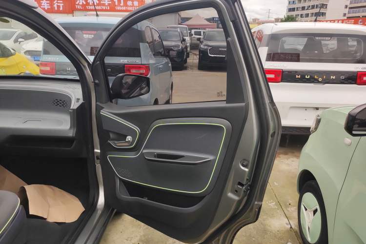Used Baojun E100 2019 250KM Smart Drive Edition Right Front Door Interior