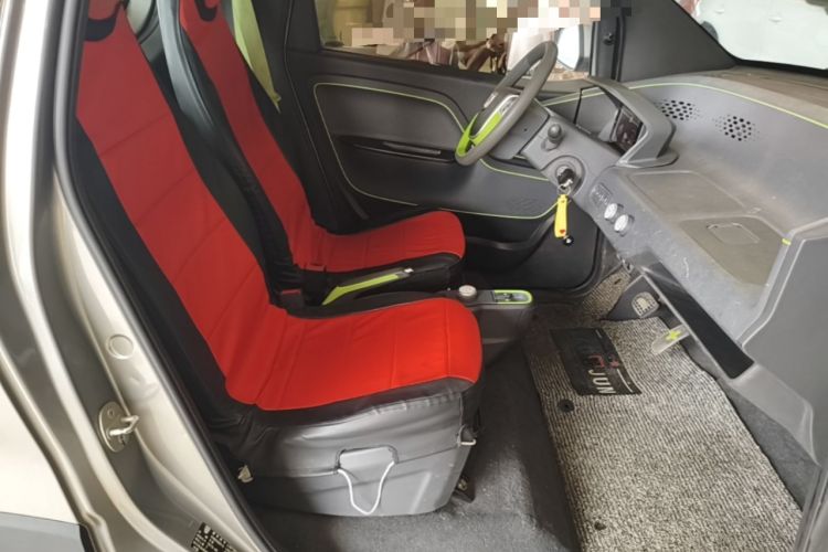 Used Baojun E100 2019 250KM Smart Drive Edition Right Front Seat