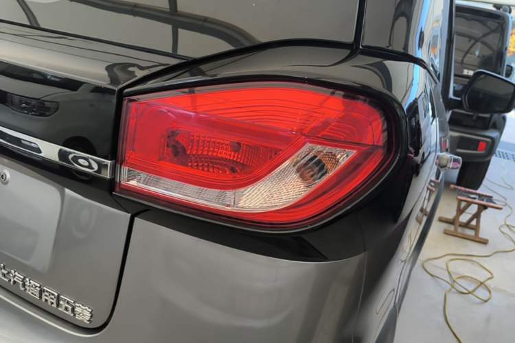 Used Baojun E100 2019 250KM Smart Drive Edition Right Rear Taillight