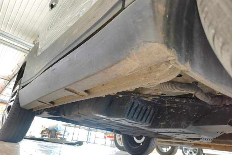 Used Baojun E100 2019 250KM Smart Drive Edition Right Side Sill