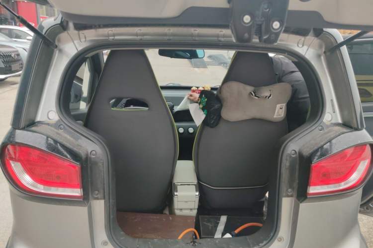 Used Baojun E100 2019 250KM Smart Drive Edition Trunk