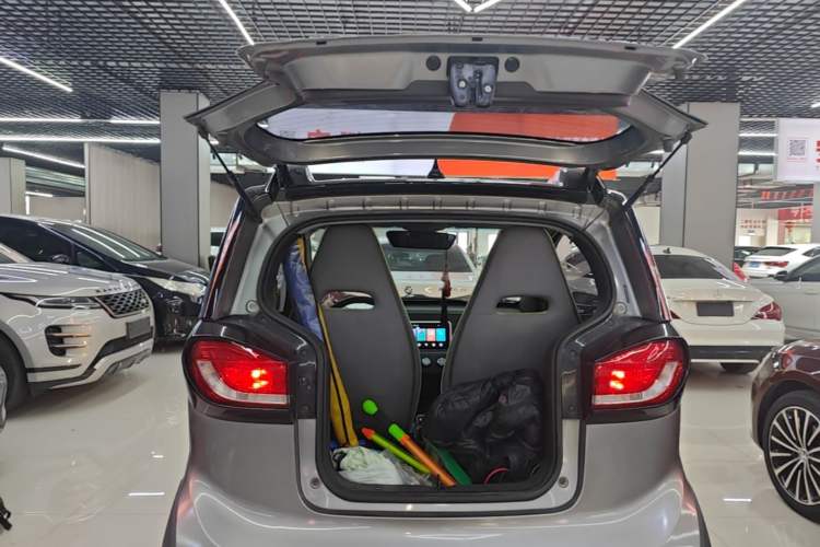 Used Baojun E100 2019 250KM Smart Drive Edition Trunk