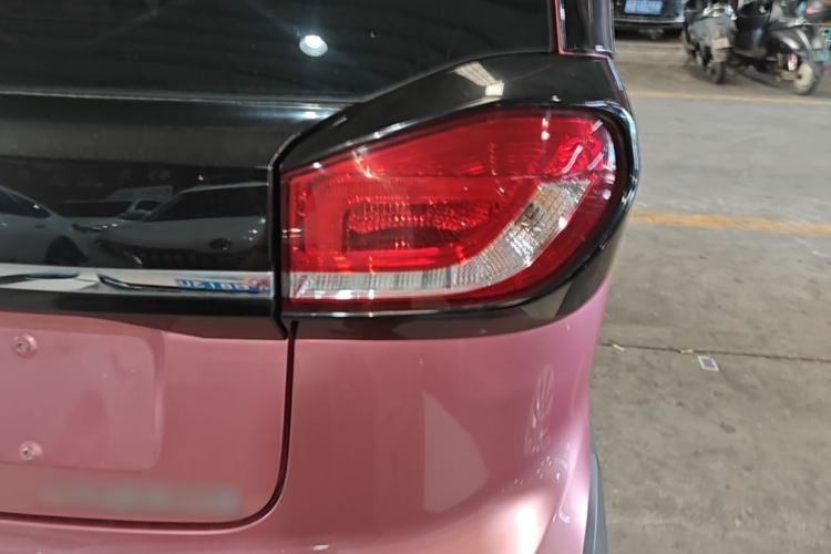 Used Baojun E100 2019 250KM Smart Drive Edition Exterior 3